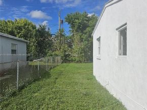 22300 SW 114th Ct, Miami FL 33170