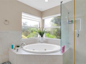 1361 NW 185th Ave, Pembroke Pines FL 33029