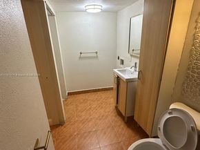 492 NW 165th St Rd C211, Miami FL 33169