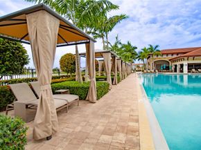 3435 W 105th Pl, Hialeah FL 33018