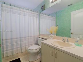 6618 Skipper Ter, Margate FL 33063