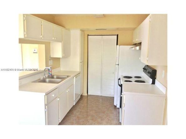 8731 NW 39th St 8731, Sunrise FL 33351