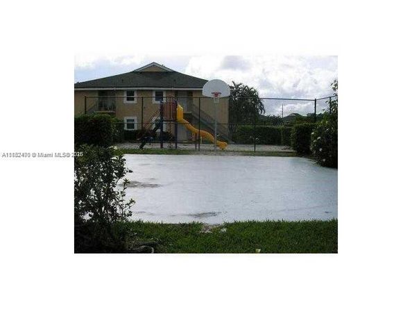 8731 NW 39th St 8731, Sunrise FL 33351