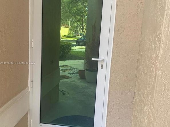 16205 Emerald Cove RD 16205, Weston FL 33331