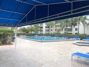 1715 Whitehall Dr 404, Davie FL 33324