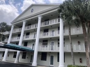 1715 Whitehall Dr 404, Davie FL 33324