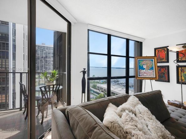 1925 Brickell Ave 1003, Miami FL 33129