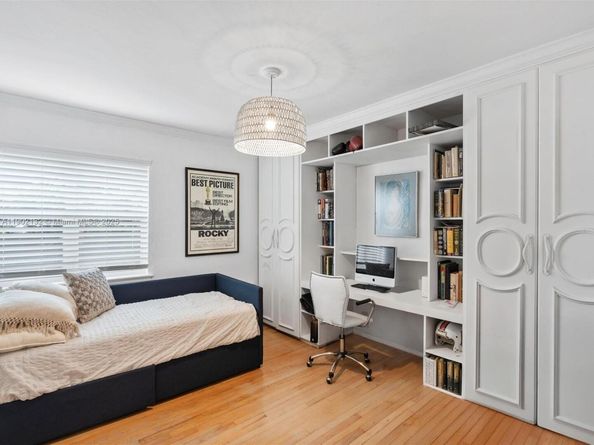 2700 SW 4th Ave, Miami FL 33129