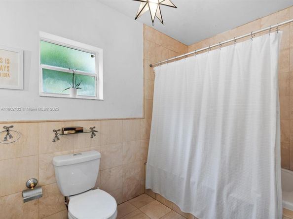 2700 SW 4th Ave, Miami FL 33129