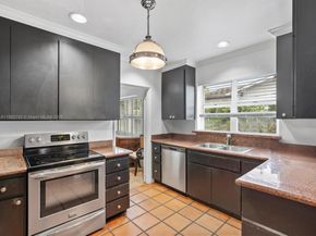 2700 SW 4th Ave, Miami FL 33129