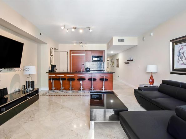 1830 S Ocean Dr 2212, Hallandale Beach FL 33009