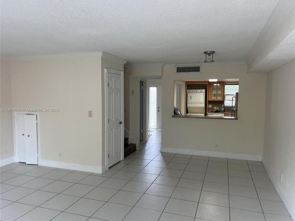 3750 NW 115th Way 111, Coral Springs FL 33065