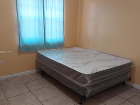 5738 Fletcher St, Hollywood FL 33023