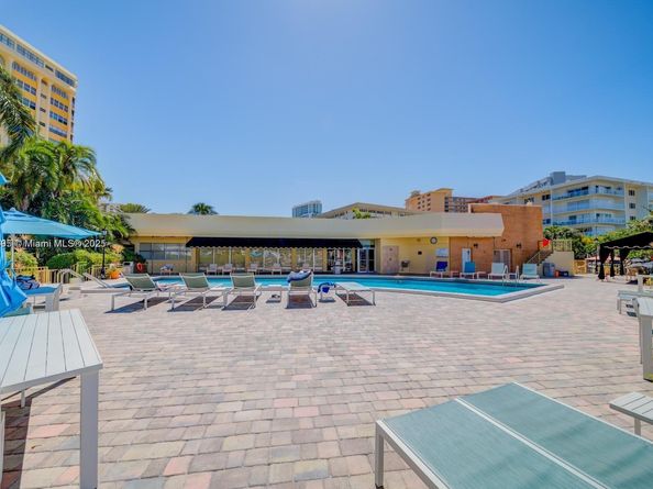 100 Golden Isles Dr 808, Hallandale Beach FL 33009