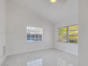 5400 NE 2nd Ave, Oakland Park FL 33334