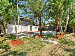 5400 NE 2nd Ave, Oakland Park FL 33334
