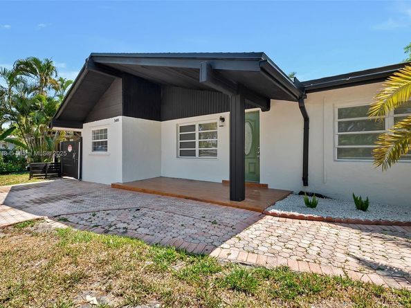 5400 NE 2nd Ave, Oakland Park FL 33334