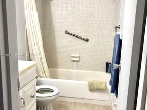 5300 NE 24th Ter 118C, Fort Lauderdale FL 33308