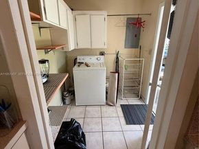 185 E 20th St, Hialeah FL 33010