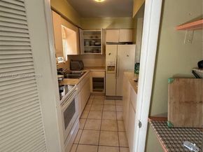 185 E 20th St, Hialeah FL 33010