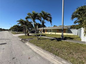 185 E 20th St, Hialeah FL 33010