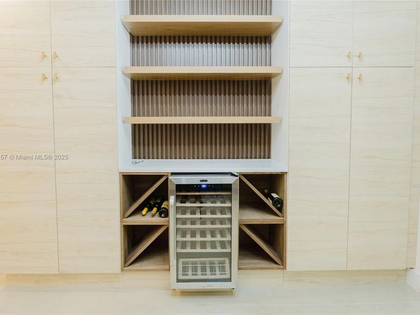 1007 NW 120th St, North Miami FL 33168