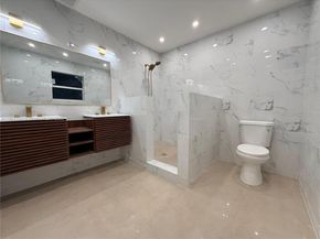 1007 NW 120th St, North Miami FL 33168