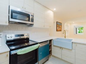 1007 NW 120th St, North Miami FL 33168