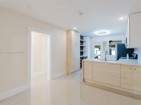 1007 NW 120th St, North Miami FL 33168