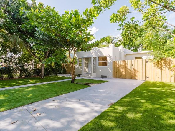 1007 NW 120th St, North Miami FL 33168