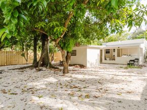 1007 NW 120th St, North Miami FL 33168