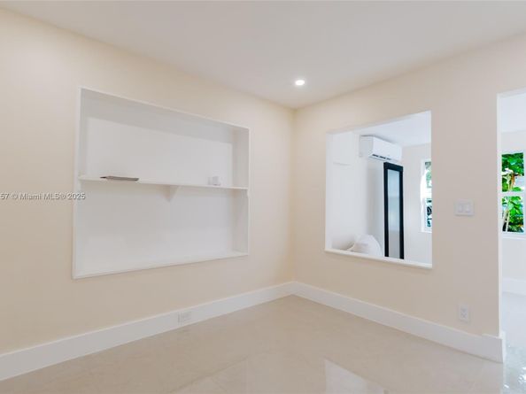 1007 NW 120th St, North Miami FL 33168