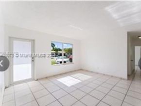 2914 SW 92nd Ct, Miami FL 33165