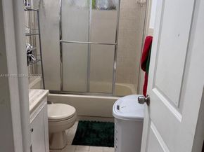 2914 SW 92nd Ct, Miami FL 33165