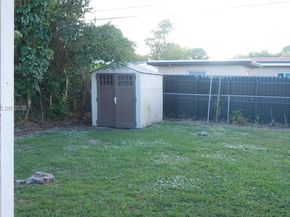 2914 SW 92nd Ct, Miami FL 33165