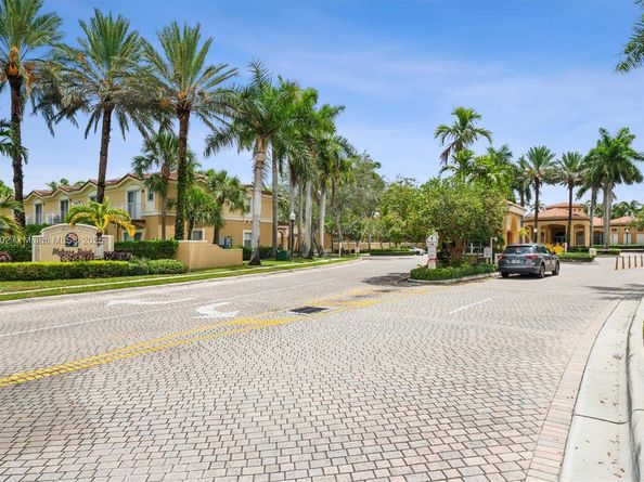 12847 SW 31st Ct, Miramar FL 33027