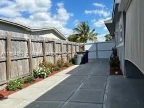 3380 NW 34th St, Lauderdale Lakes FL 33309