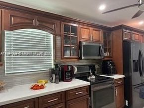 3380 NW 34th St, Lauderdale Lakes FL 33309