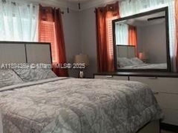 3380 NW 34th St, Lauderdale Lakes FL 33309