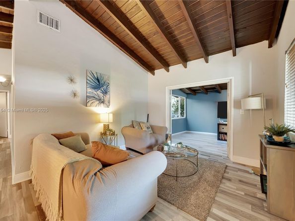 3577 Charles Ave, Miami FL 33133