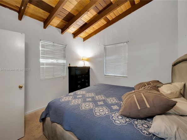 3577 Charles Ave, Miami FL 33133