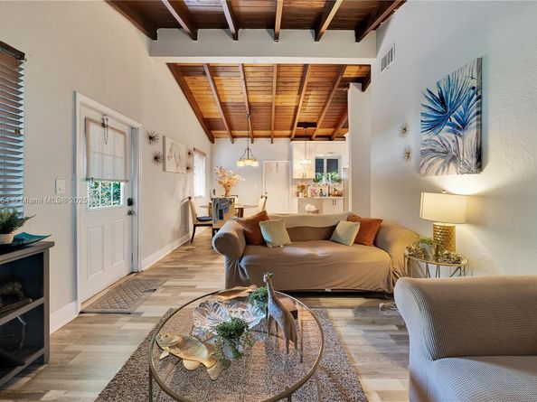 3577 Charles Ave, Miami FL 33133