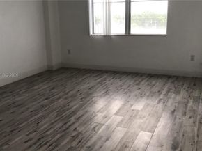 1830 Radius Dr 407, Hollywood FL 33020