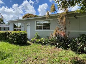 1121 NE 214th St, Miami FL 33179