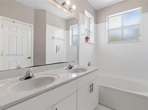 10816 SW 247th St, Homestead FL 33032