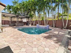 10816 SW 247th St, Homestead FL 33032