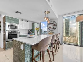 460 NE 28th St 1901, Miami FL 33137