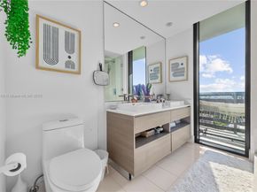 460 NE 28th St 1901, Miami FL 33137