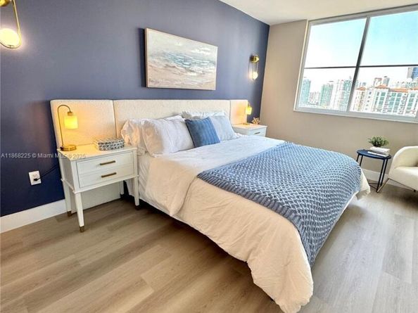 300 Bayview Dr 1801, Sunny Isles Beach FL 33160