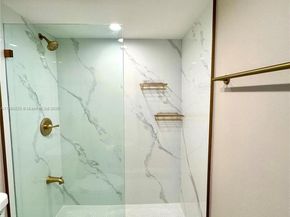300 Bayview Dr 1801, Sunny Isles Beach FL 33160